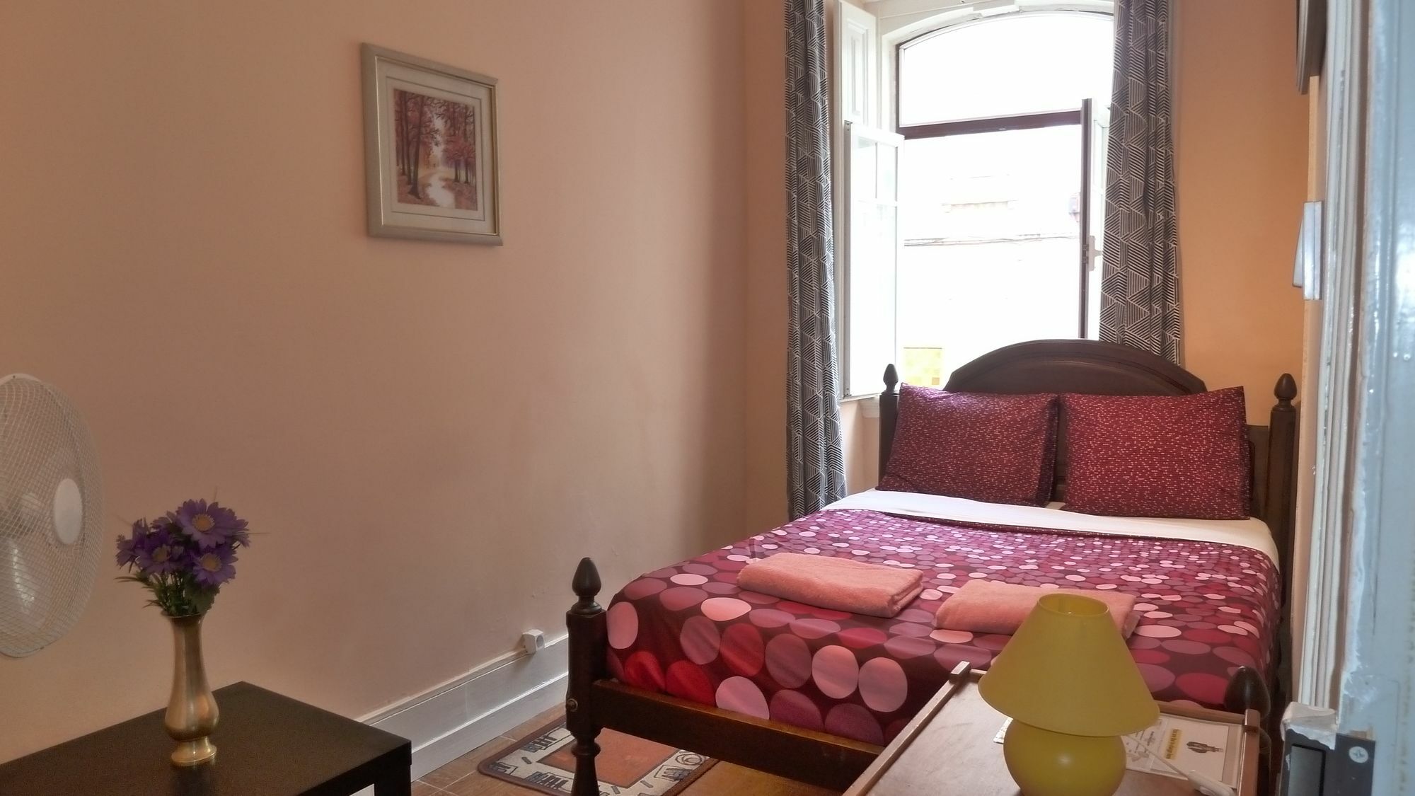 Midtown Guest House Lissabon Buitenkant foto